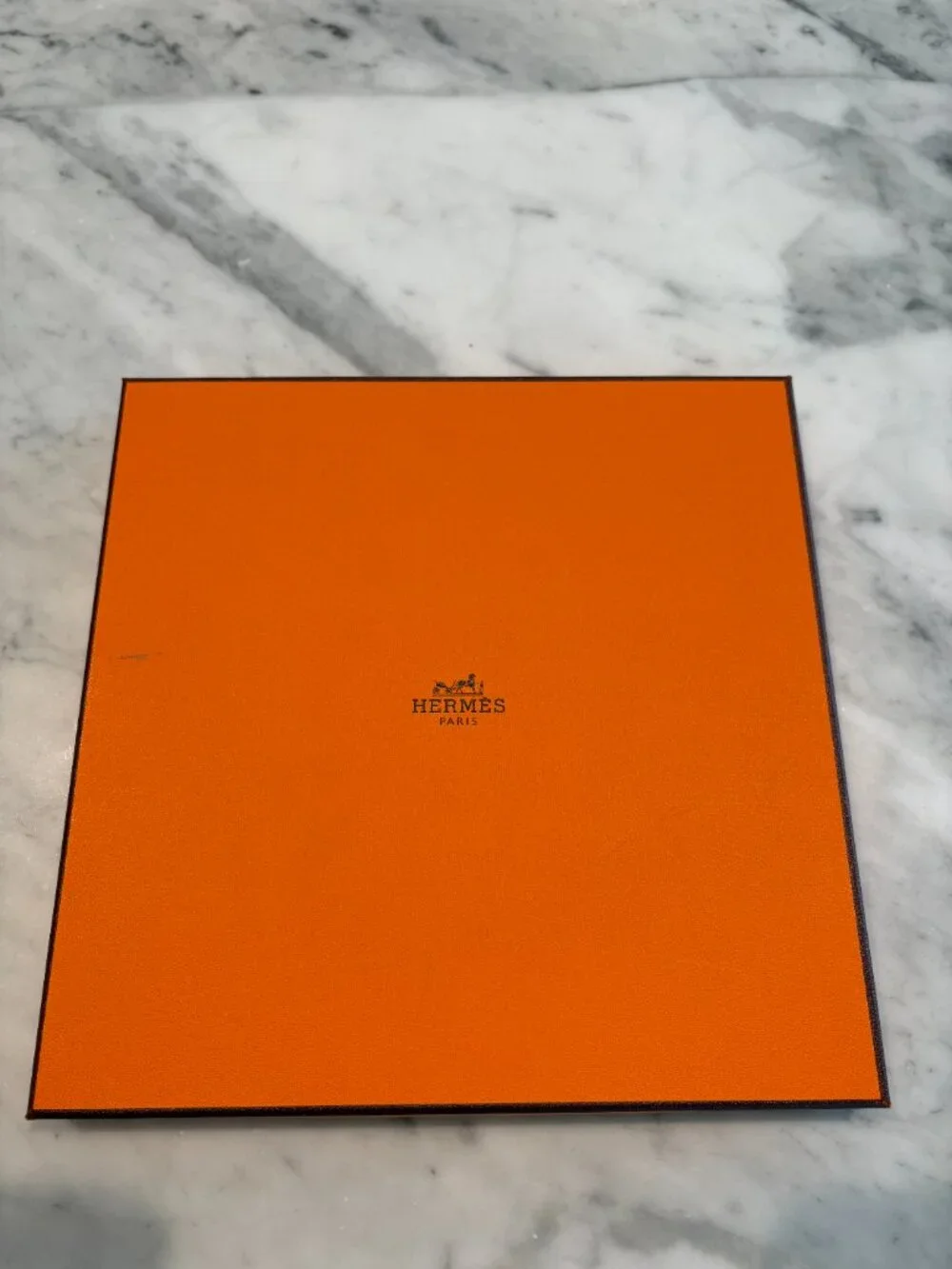 Hermès À Cheval sur mon Carré 90 Silk Scarf NIB Box - Picture 5 of 6
